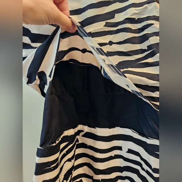 Hugo Boss Women Black Ivory Zebra Dress Size 2 Silk Cocktail Party $595 - Picture 5 of 12